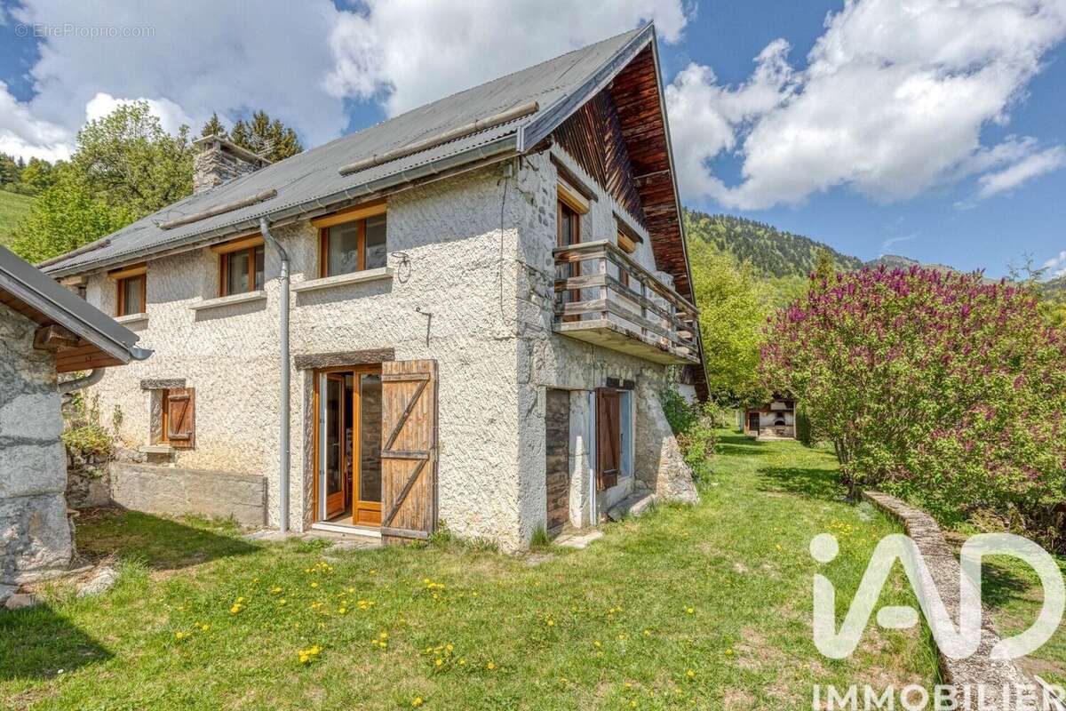 Photo 2 - Maison à LA TERRASSE