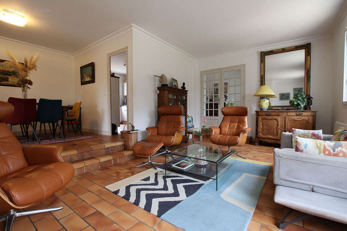 Maison à VOUILLE
