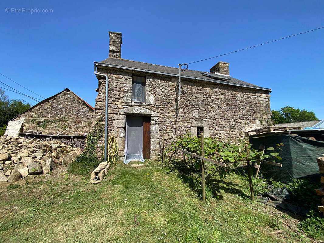 Maison à PEAULE
