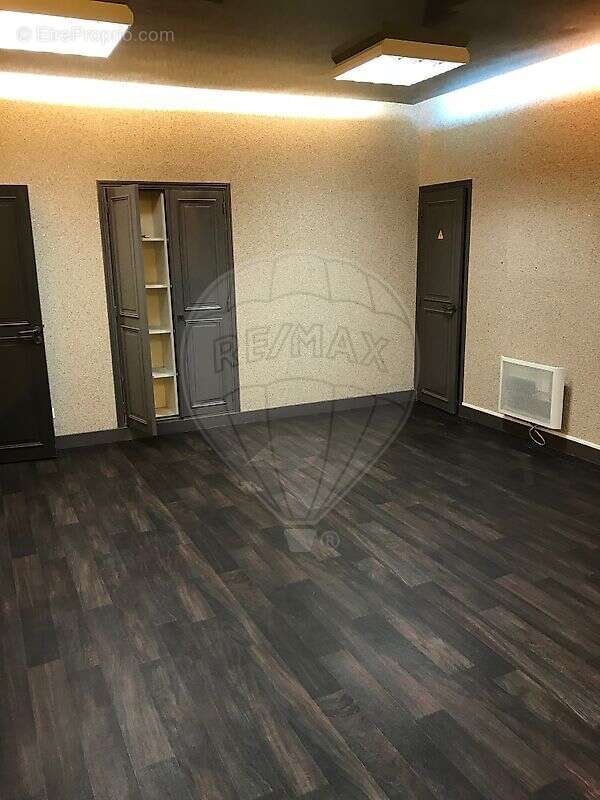 Commerce à FOURCHAMBAULT