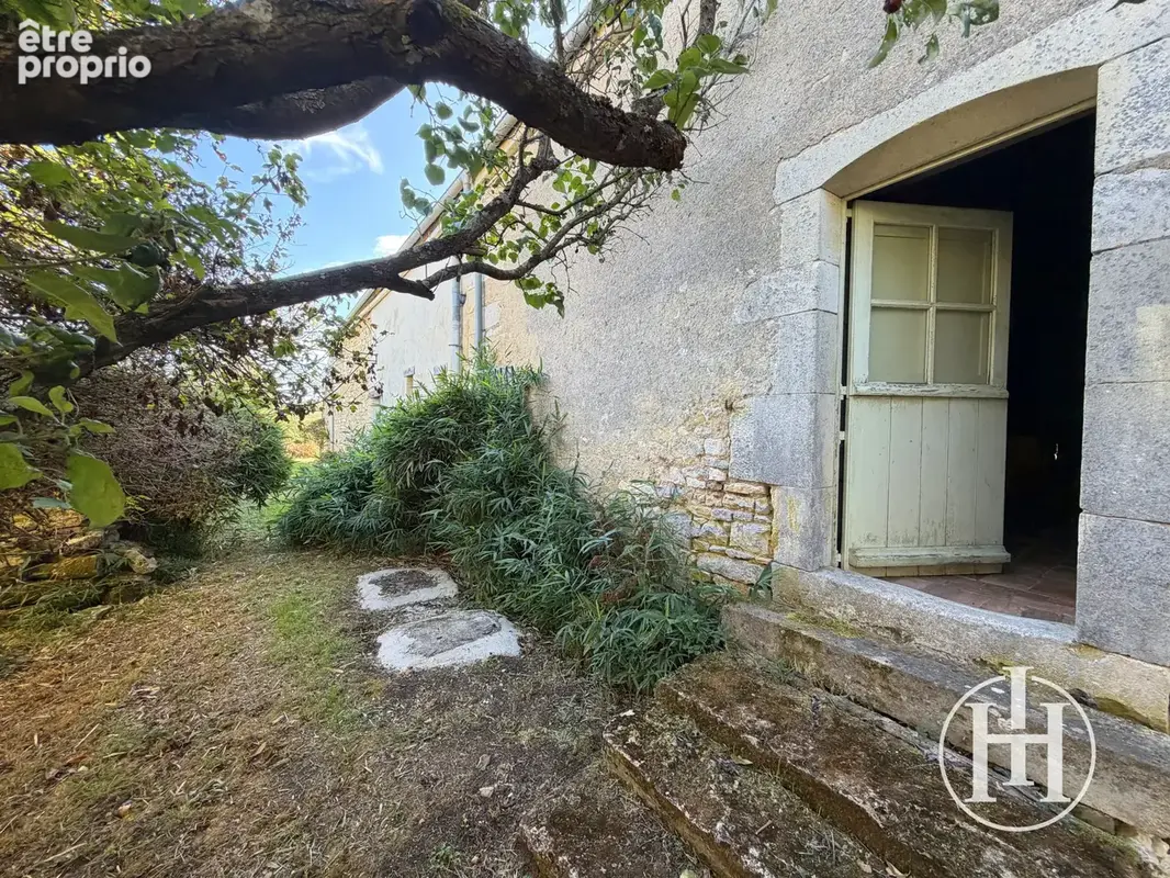Exclusivité : propriété de caractère de 1812   366 m2 habitables   deux habitations   piscine   nombreuses dép - photo 19