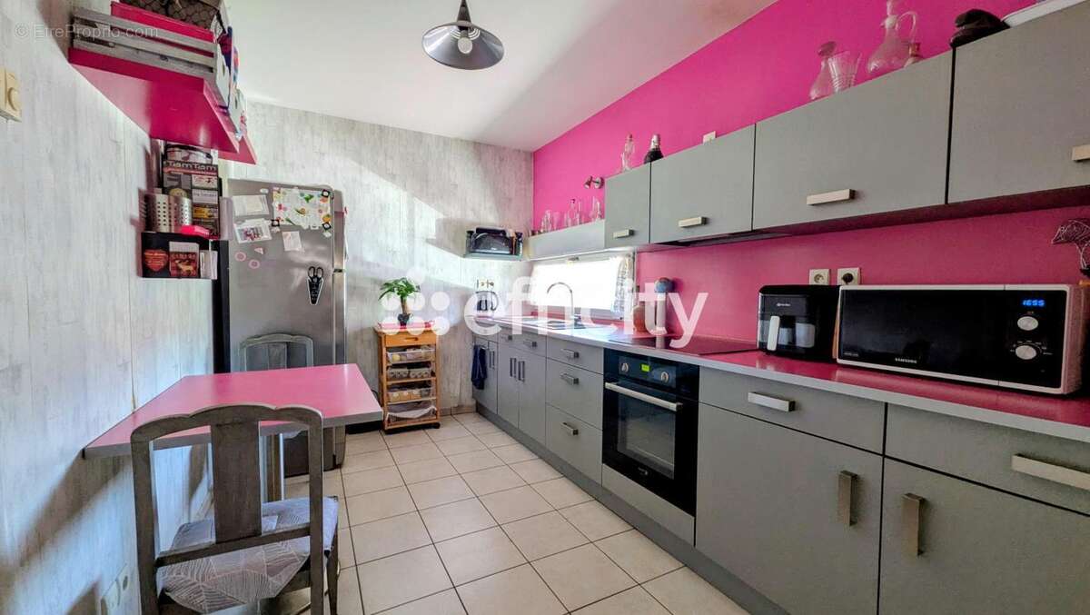 Appartement à BELLEVILLE
