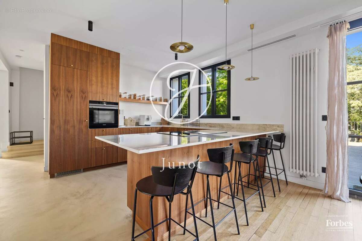 Maison à GARCHES