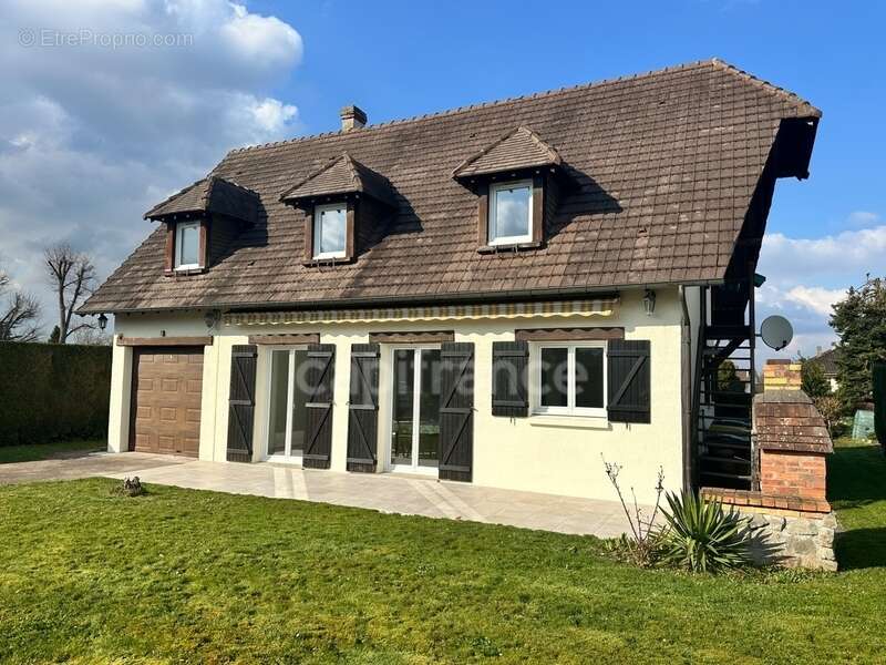 Maison traditionnelle à La Saussaye (27370) – Vallée de l’Oison  112 m² – 4 chambres – Terrain de 614 m² – Quartier calme et rec - photo 23