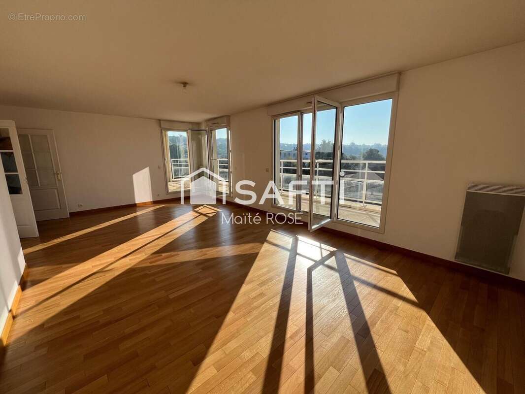 Appartement 117 m² à Corbeil-Essonnes  - photo 7