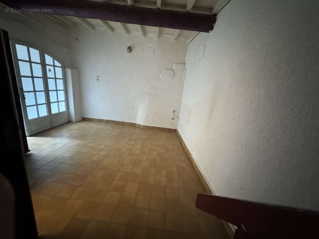 Villeneuve les maguelone - maison de village a 6km de montpellier 60m2 avec exterieur - photo 4