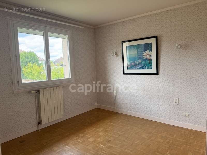 Maison à vendre 7 pièces APPOIGNY (89) de 119 m2  sur sous-sol  4 chambres plus bureau  3 Garages  Cave Terrain - photo 14