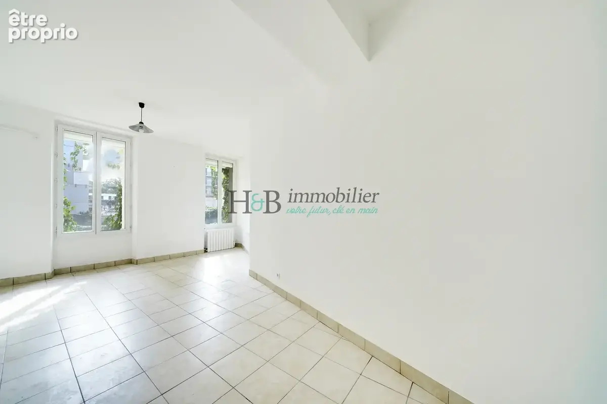 Photo Appartement à Villeneuve-Saint-Georges au prix de 99 000€