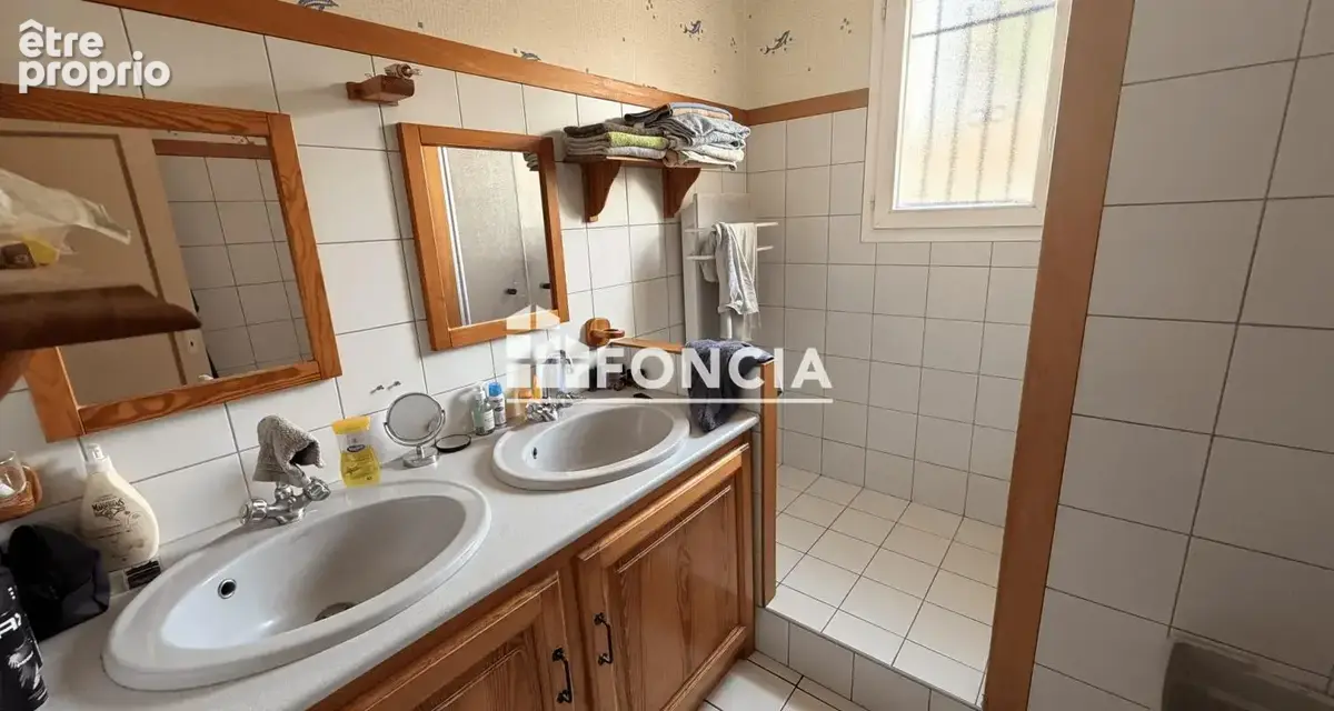 Maison À proximité de Prigonrieux et Pineuilh, découvrez cette maison familiale de plain-pied de 145 m² au fort potentiel, offra - photo 5