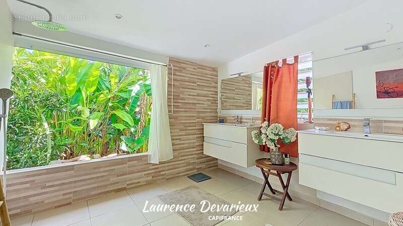 Maison à SAINT-FRANCOIS