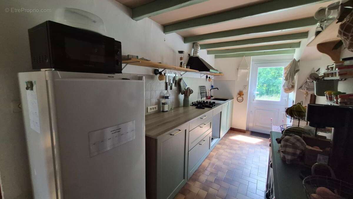 Maison en pierre sur les hauteurs - photo 8
