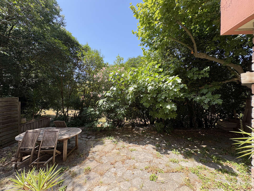Montpellier Arceaux. Appartement bourgeois avec jardin privatif, terrasses & parking.. - photo 3