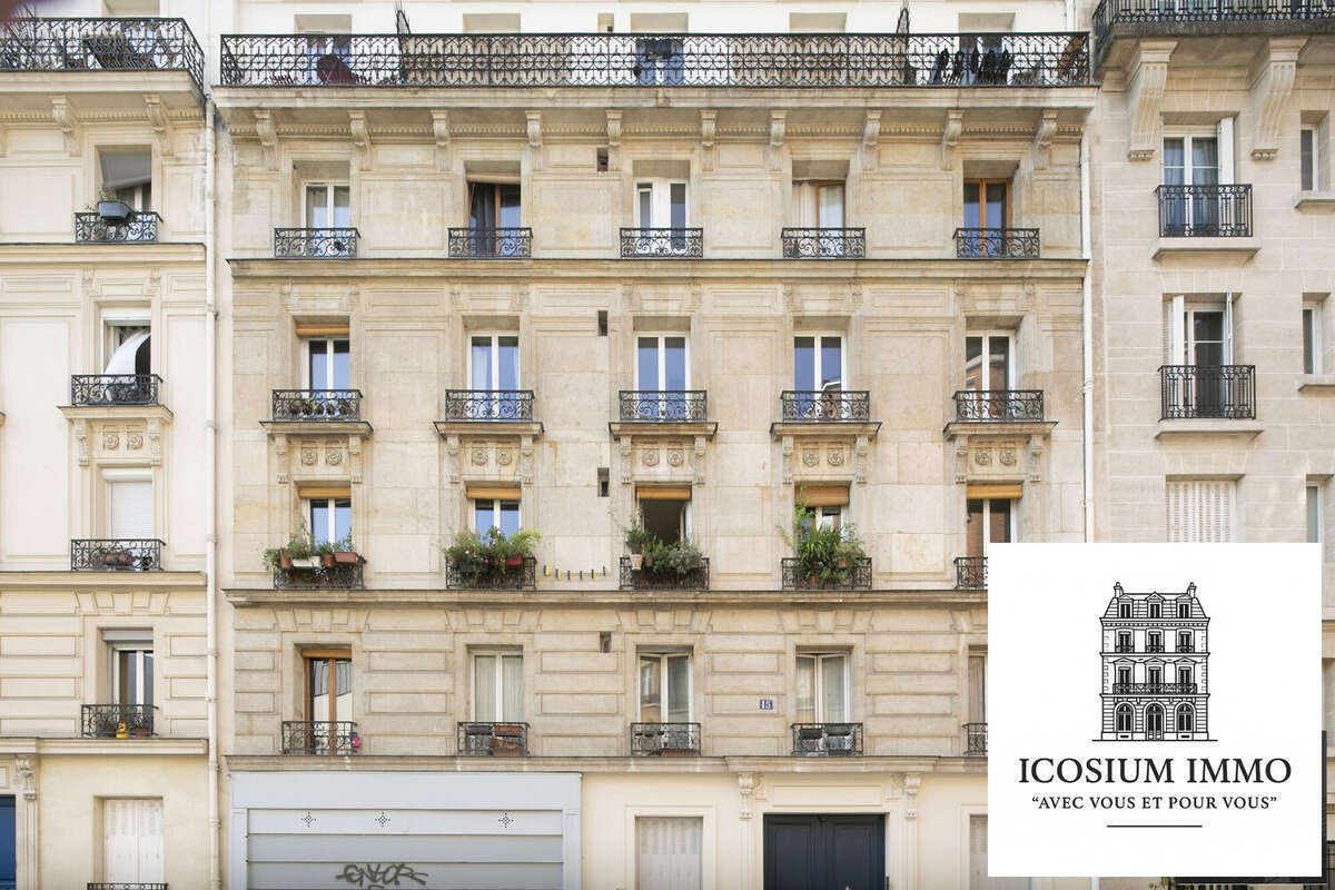 Appartement à PARIS-18E