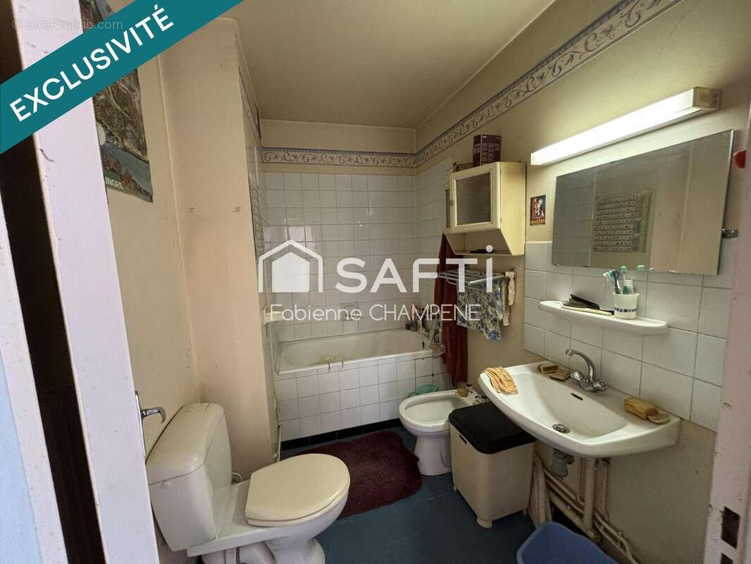 Photo 2 - Appartement à MONTMOROT