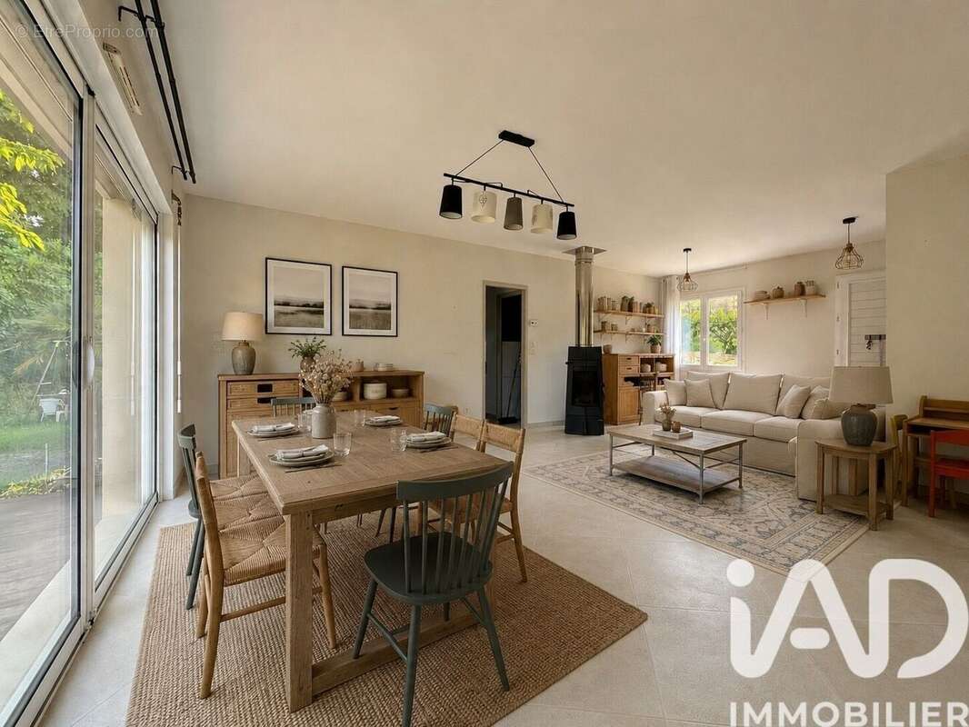 Maison 99 m² à Langoiran  - photo 5