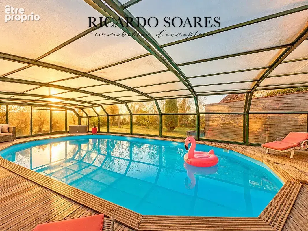Demeure d'exception / longère 528m2 / piscine / salle de jeux / 1 appt independant / terrain 2700m2 - photo 16