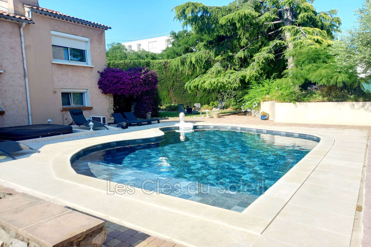 Maison à LA VALETTE-DU-VAR