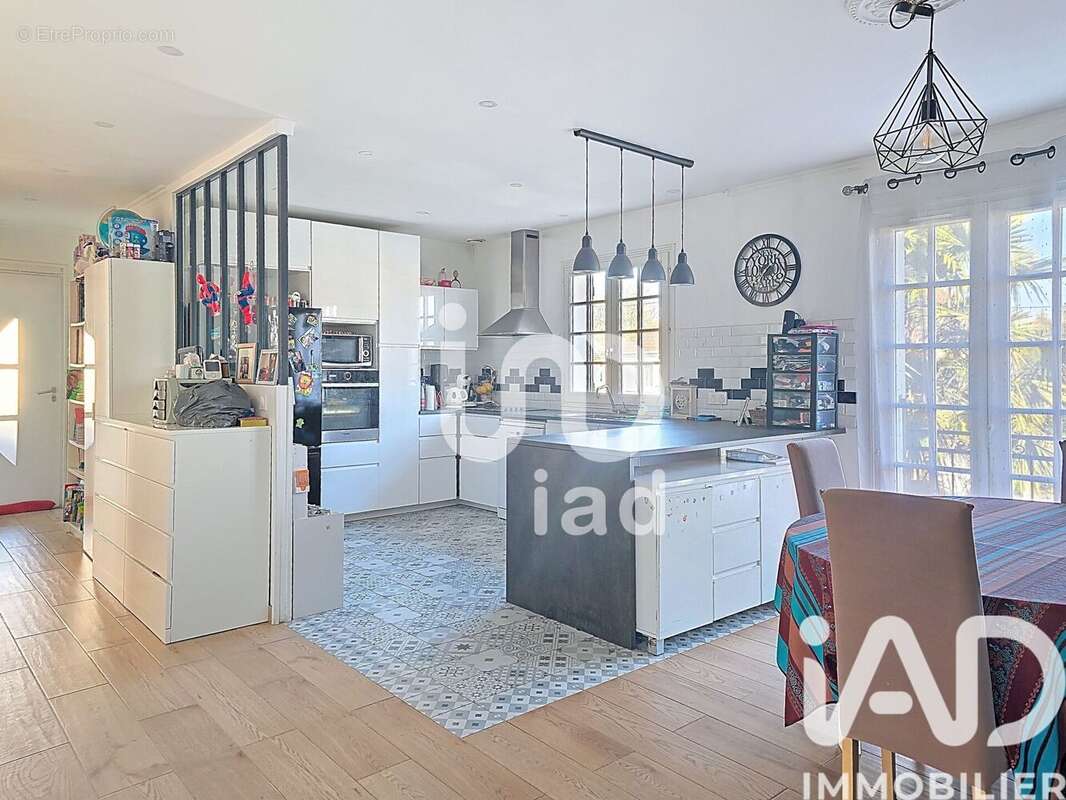 Photo 4 - Maison à GRETZ-ARMAINVILLIERS