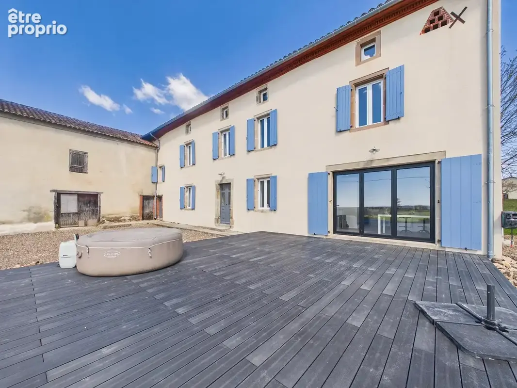Près de Monestiés, ancien corps de ferme renové avec 3800 m²  de terrain - photo 3
