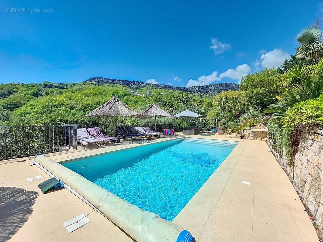 Maison à LE BAR-SUR-LOUP