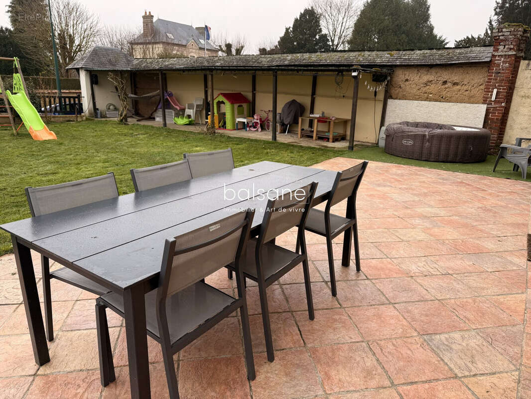 Maison à VOISCREVILLE