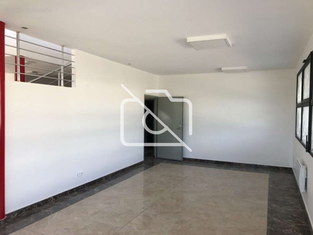 Commerce à BONDOUFLE