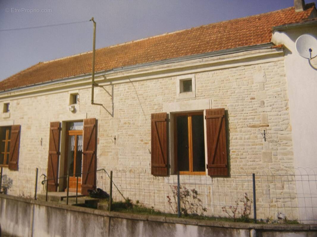 Maison à PAIZAY-NAUDOUIN-EMBOURIE