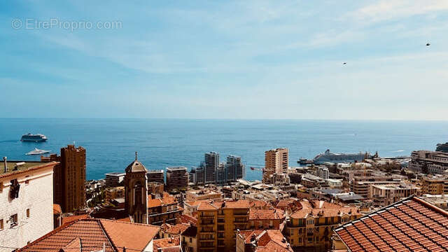 Appartement à BEAUSOLEIL
