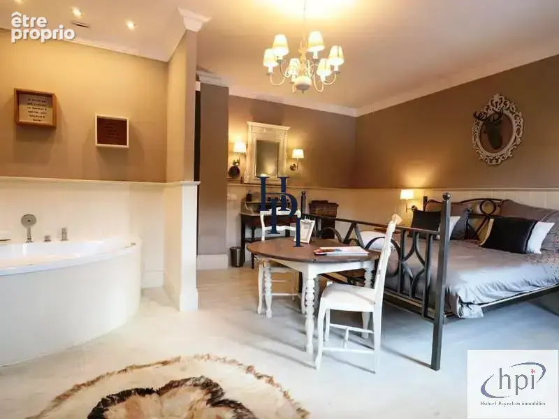 Vente ancien Prieuré transformé en Chambres d'hôtes sur terrain de 1790 m2 secteur Camarès. - photo 12