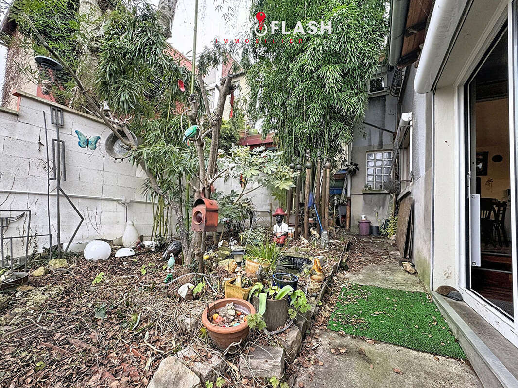 Maison à LE PRE-SAINT-GERVAIS