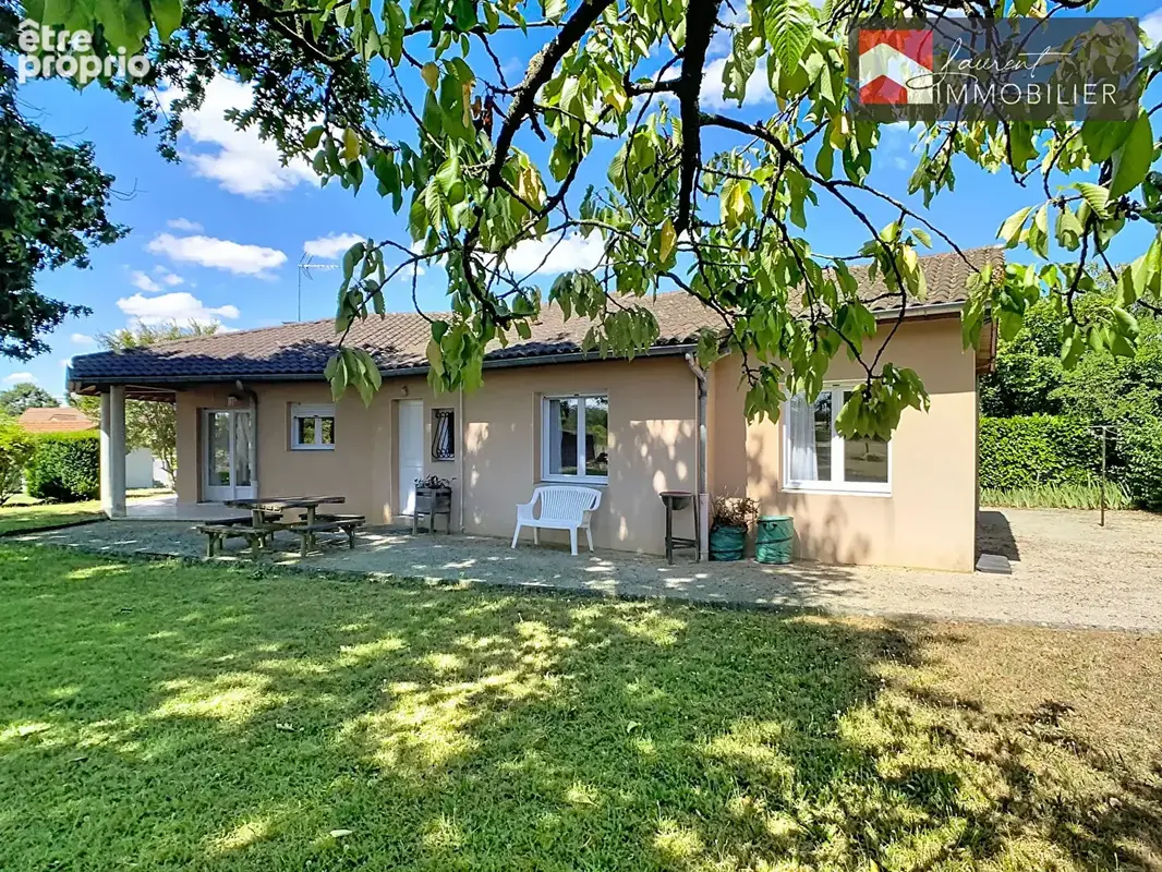 Simandre - Maison de plain-pied de 108 m² avec vaste terrain - photo 14