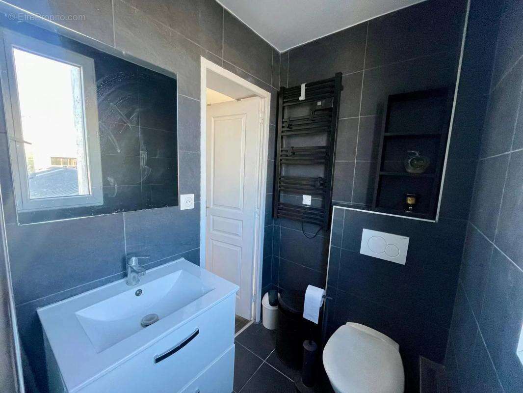 Appartement à PARIS-19E