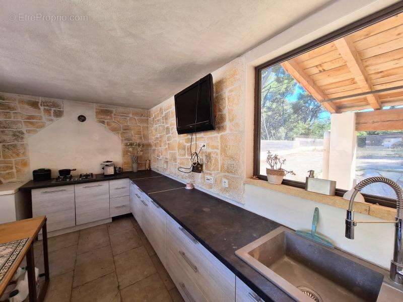 Maison 164 m² à Beaucaire  - photo 5