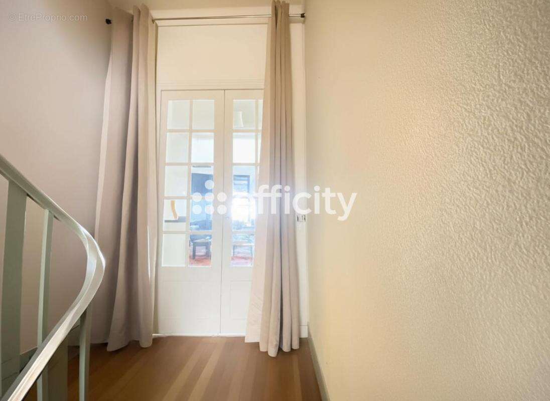 Appartement - photo 9