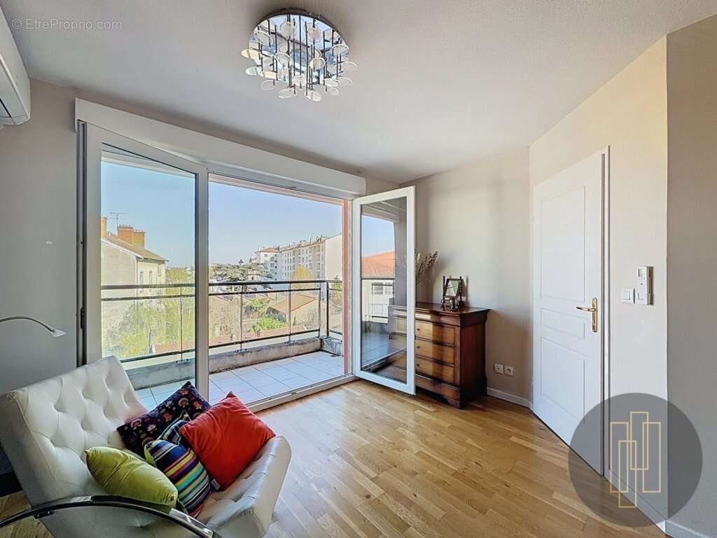 Appartement à VILLEFRANCHE-SUR-SAONE