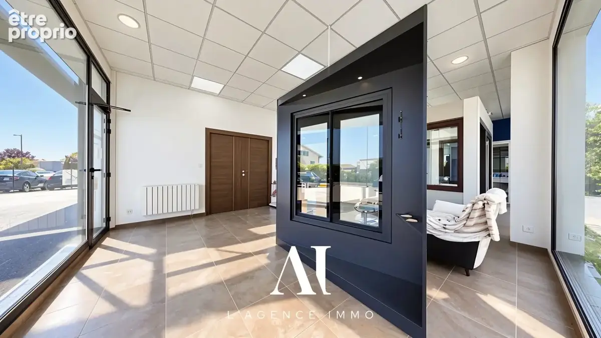 Commerce 183 m² à vendre à Cessy (01170) - photo 4