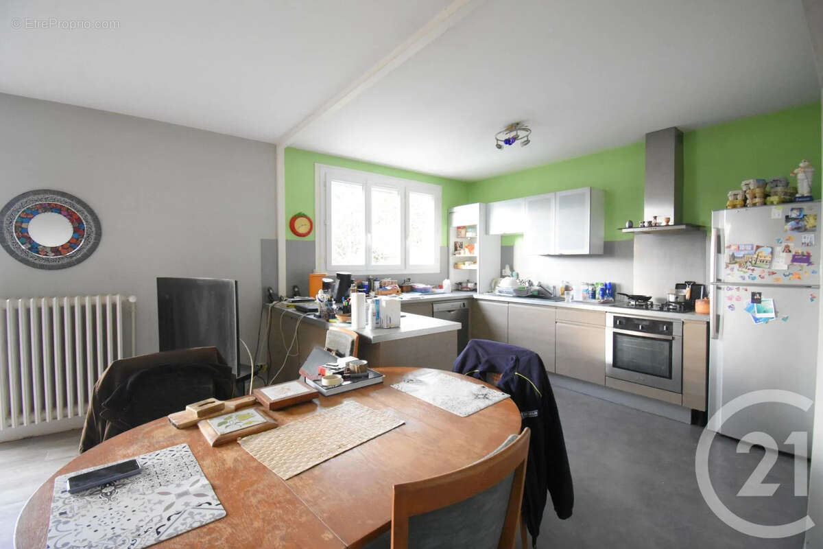 Maison 108 m² à Cusset  - photo 11
