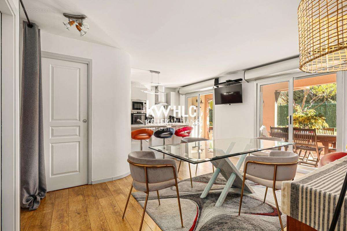 Appartement à ROQUEBRUNE-CAP-MARTIN