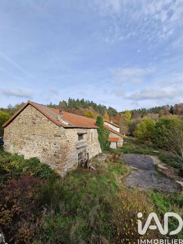 Photo 2 - Maison à PRESAILLES