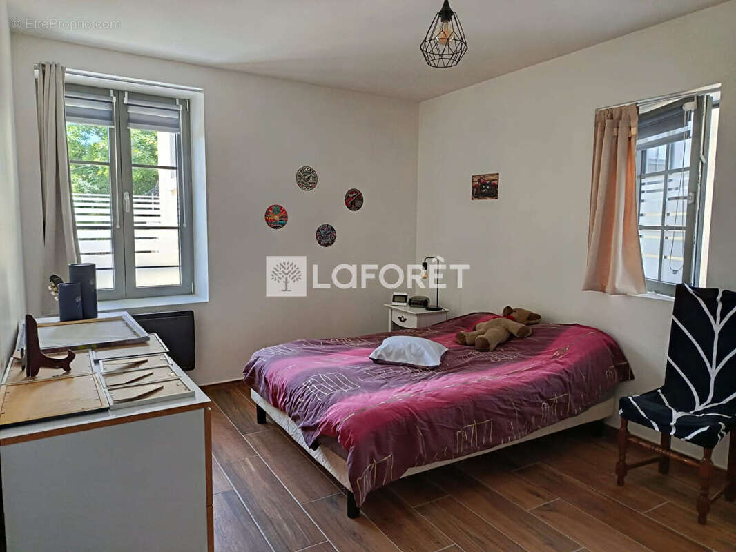 Appartement à QUINGEY