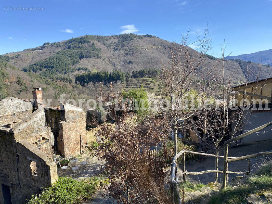 Maison à LE CHEYLARD