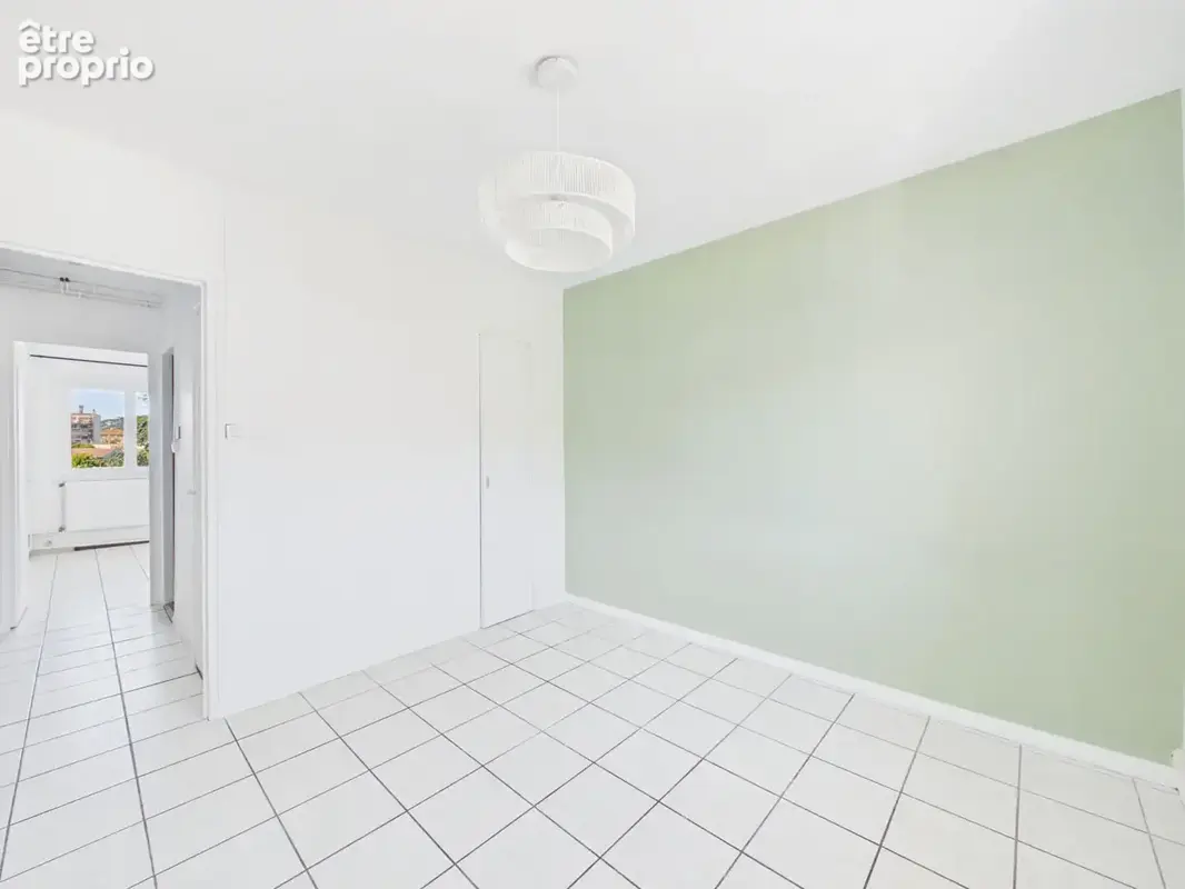 Appartement  rénové T4 - 60 m2 quartier Montplaisir - photo 13