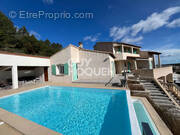 Maison à CAVEIRAC