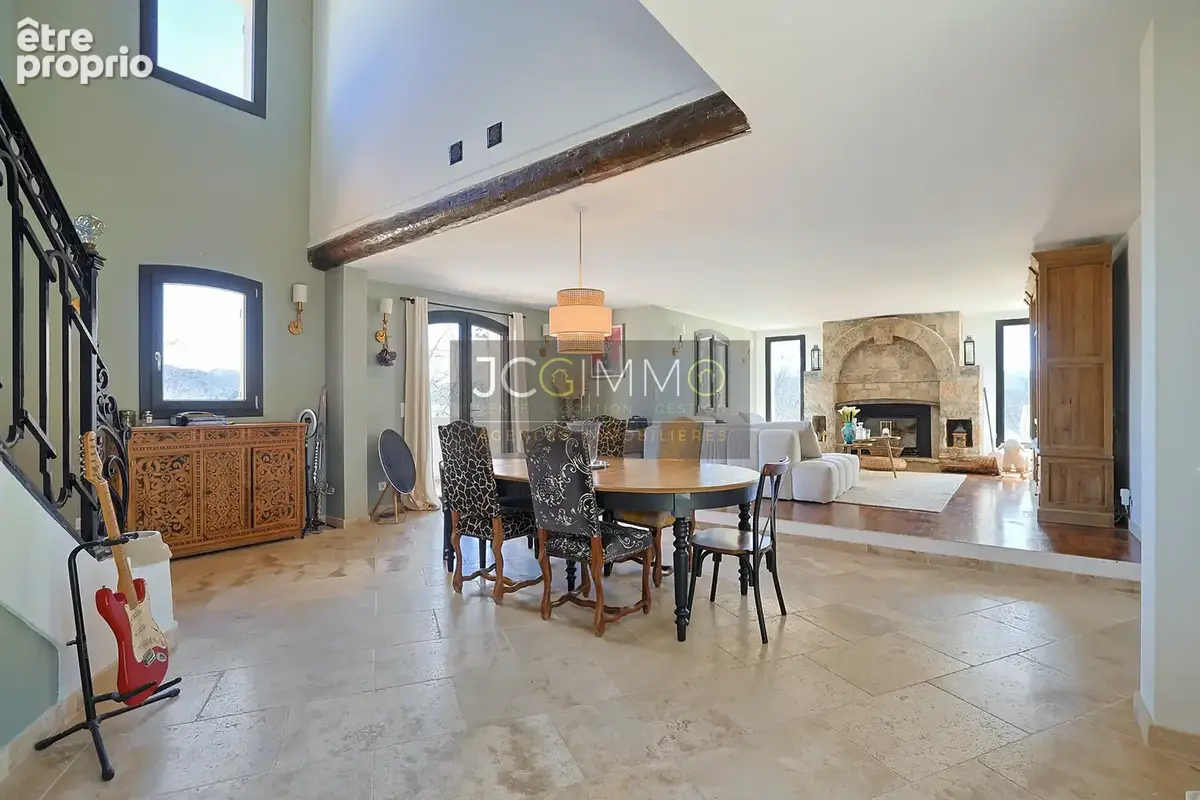 Propriété T7 de 232m2 hab avec double garage, dépendance, piscine et 2 352m2 de terrain - photo 5