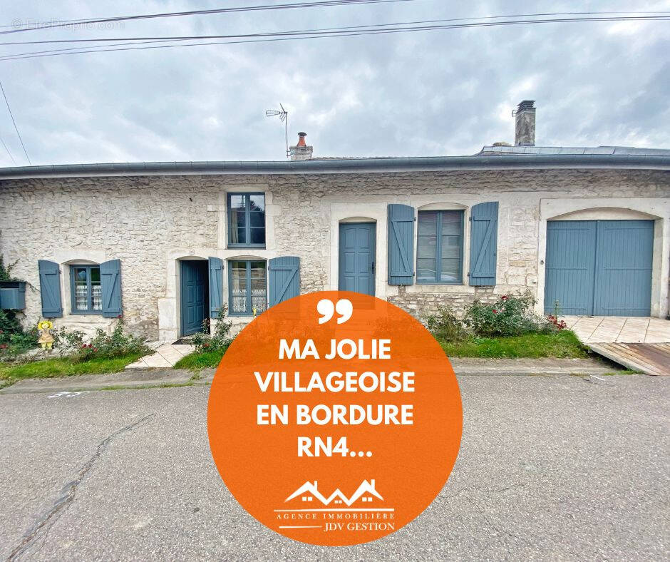 Maison à MENIL-LA-HORGNE