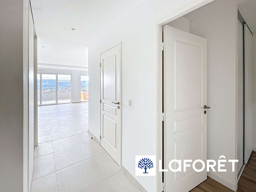 Appartement à CAGNES-SUR-MER