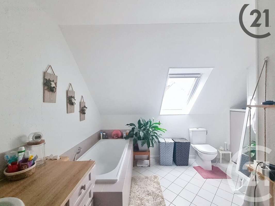 Maison à BRIE-COMTE-ROBERT