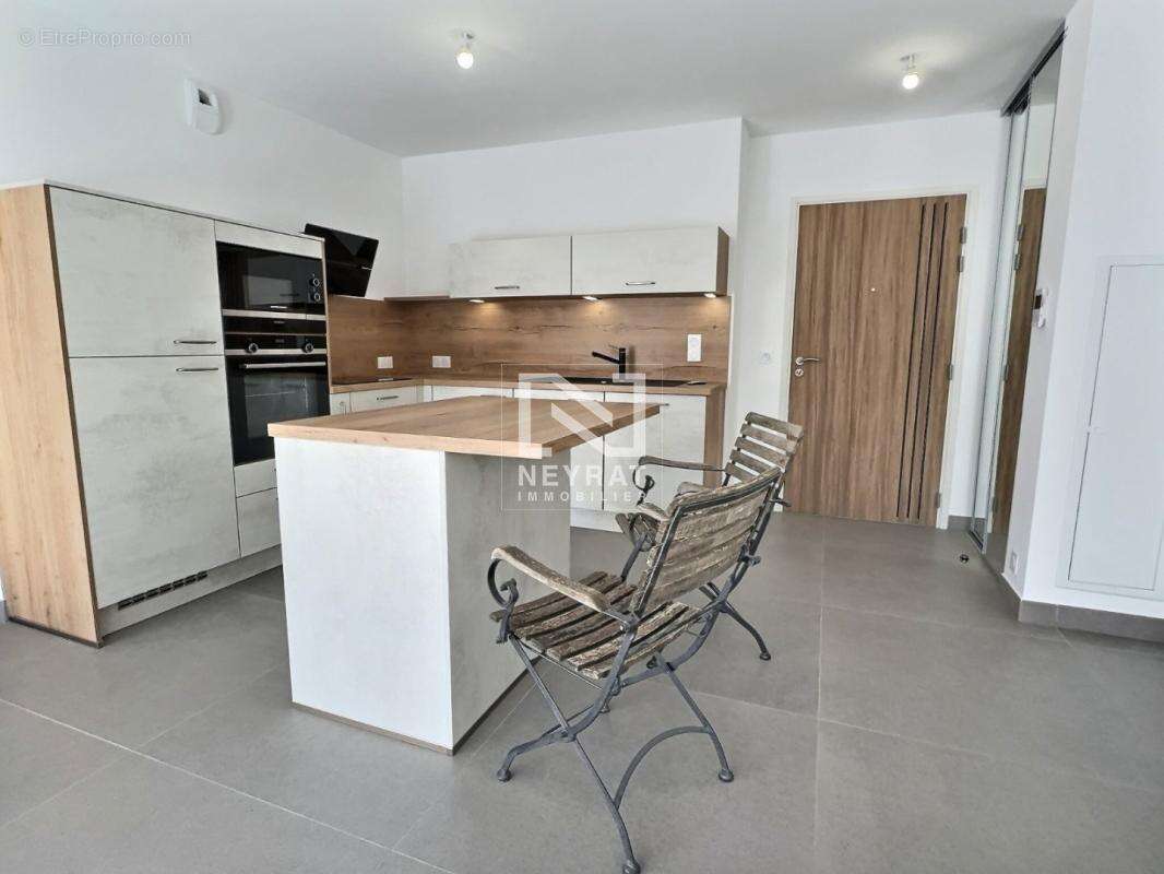 Appartement à SAINT-RAPHAEL