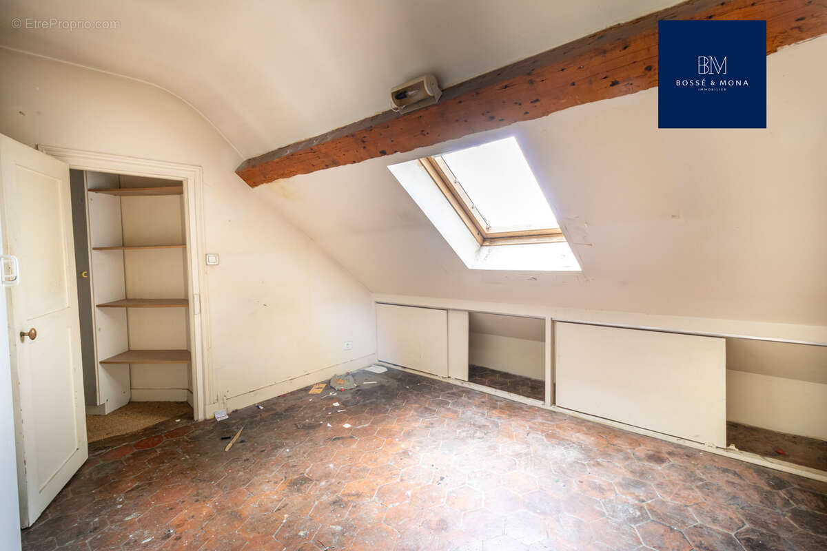 Appartement à PARIS-14E