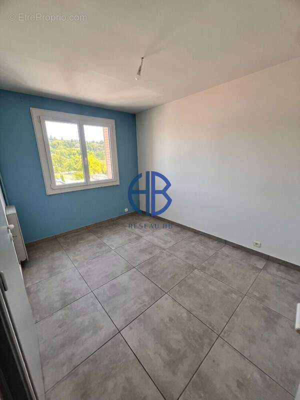 Appartement à BOURGOIN-JALLIEU
